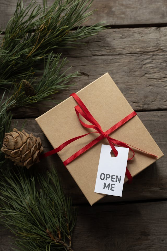 The Pros and Cons of Giving Dogs as Gifts: Ensuring Safety and Happiness for Your New Pet